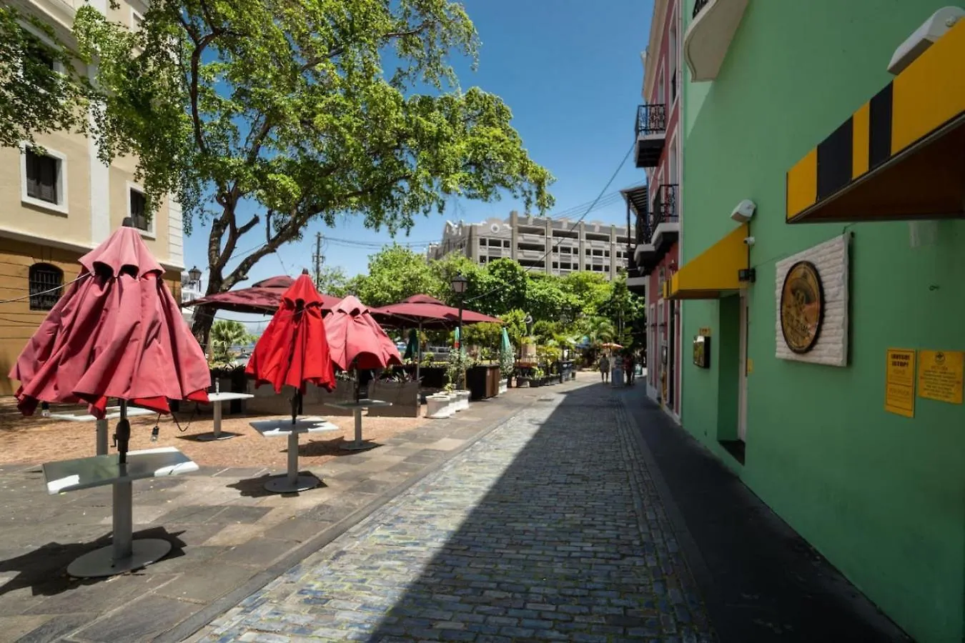 Modern 2-Bedroom Apartment In Historic Old San Juan